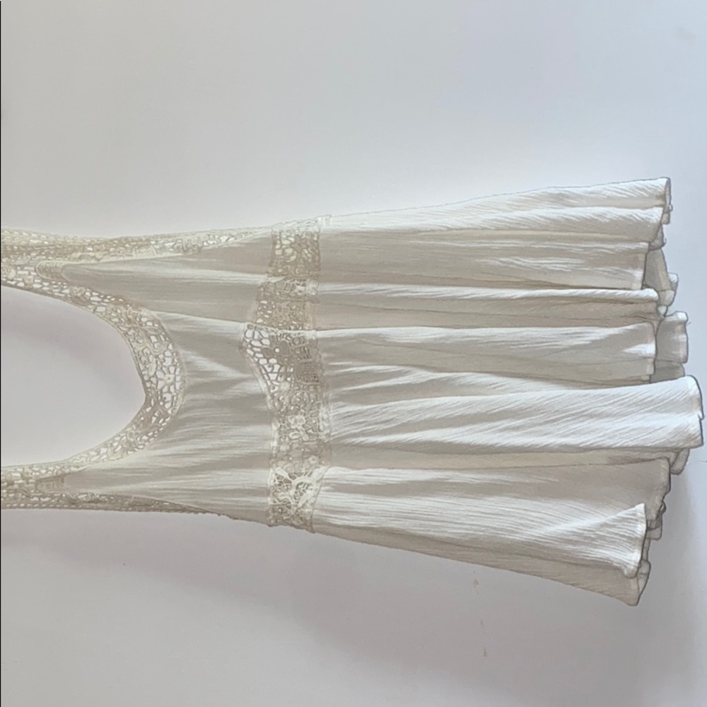 White Flowy tank